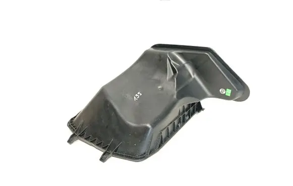 Mercedes-Benz ML W166 Air filter box cover A1668300053