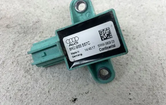Audi A4 S4 B9 Airbag deployment crash/impact sensor