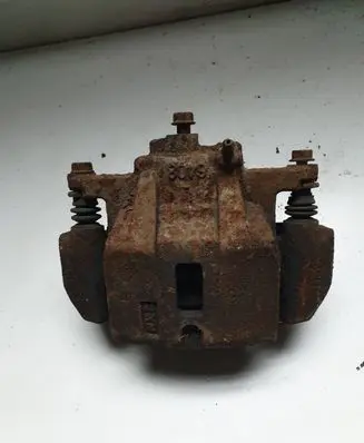 Lexus RX 330 - 350 - 400H Front brake caliper