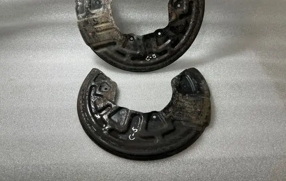 Audi A6 S6 C5 4B Front brake disc dust cover plate 4B0615311A