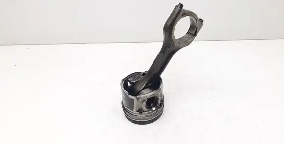 Volvo V60 Piston with connecting rod 
