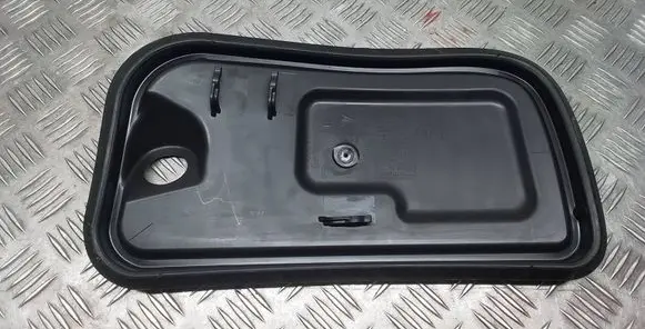 Porsche Macan (95B) Other front door trim element 95B837915B