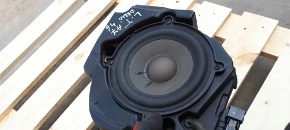 Audi A7 S7 4G Rear door speaker 4G8035301