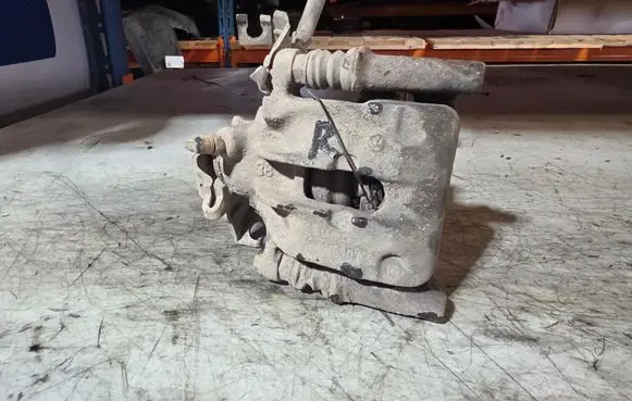 Rear brake caliper