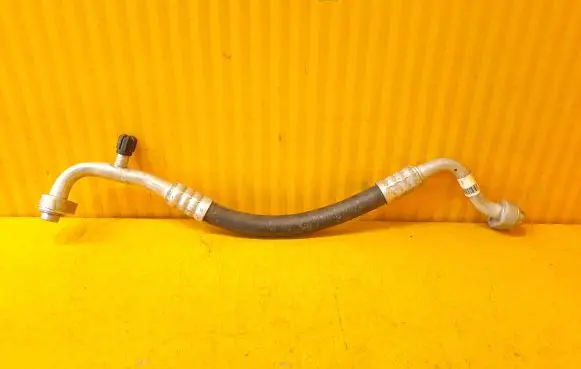 Mercedes-Benz V Class W447 Air conditioning (A/C) pipe/hose