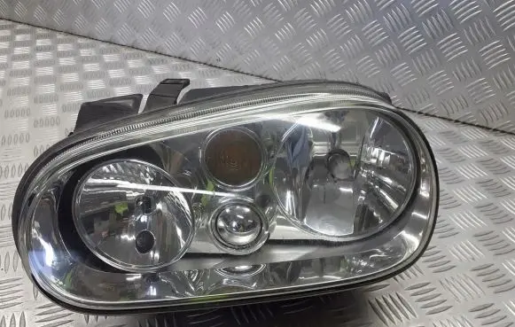 Volkswagen Golf IV Headlight/headlamp 04HC04HRVALEO
