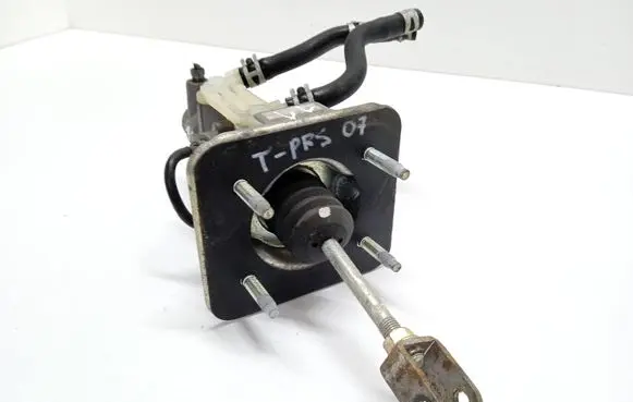 Toyota Prius (XW20) Master brake cylinder