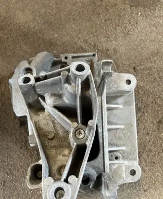 Renault Modus Gearbox mounting bracket 8200277203