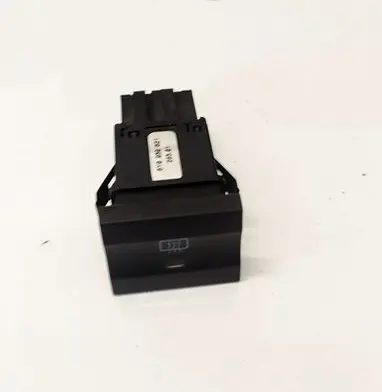 Skoda Fabia Mk1 (6Y) Windscreen/window heater switch 6Y0959621