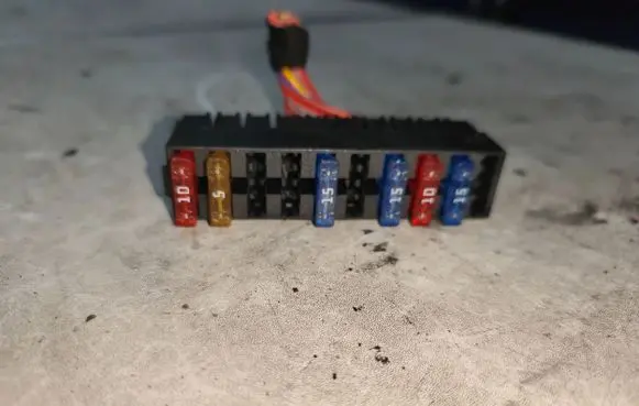 Audi A6 S6 C6 4F Fuse box set 4D0937501