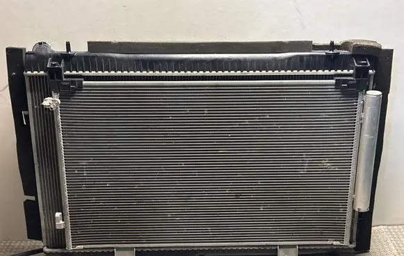 Subaru Forester SL Radiator set 45111SL000 73313SL000 45122SL000