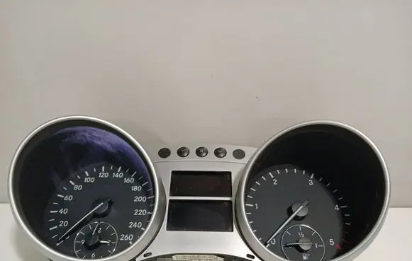 Mercedes-Benz ML W164 Speedometer (instrument cluster) A2514402011 A2C53240817 ZGS001