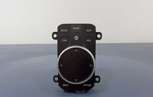 BMW 1 F40 Head unit multimedia control 5A64242