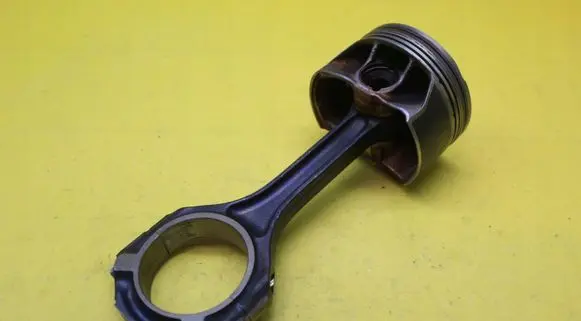 Mercedes-Benz GLE (W166 - C292) Piston with connecting rod