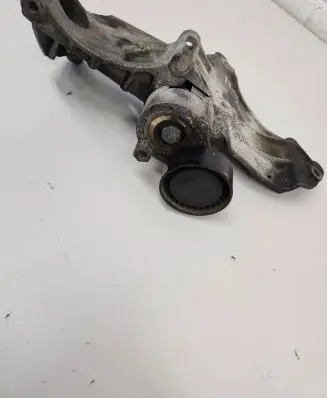 Renault Megane II Alternator belt tensioner 8200335097