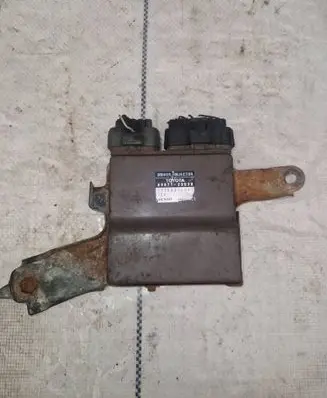 Toyota Land Cruiser (HDJ90) Fuel injection control unit/module 8987120030