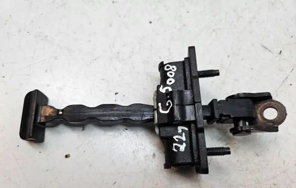 Peugeot 5008 II Rear door check strap stopper