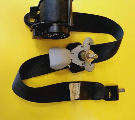 Mazda 5 Rear seatbelt 0434089
