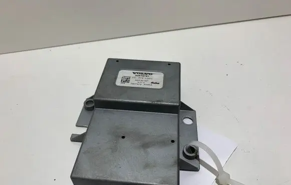 Volvo V50 GPS navigation control unit/module 30679781