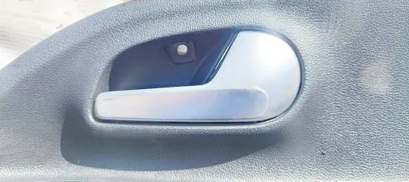 Volkswagen Up Front door interior handle 1S0837114D