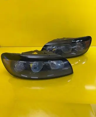 Volvo C30 Headlight/headlamp 30657169