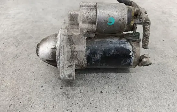 Audi A4 S4 B7 8E 8H Starter motor 