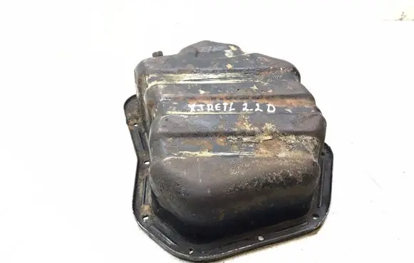 Nissan X-Trail T30 Oil sump