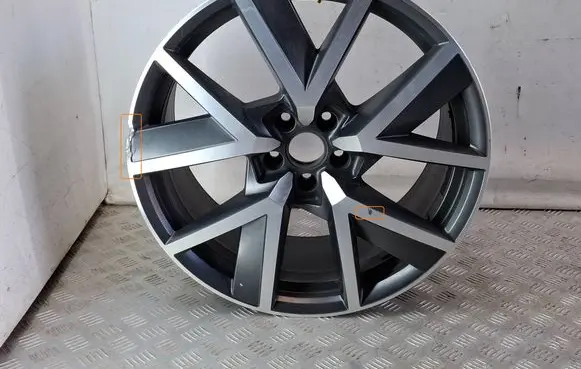 Volkswagen Touareg III R20 alloy rim 760601025Q 760601025R