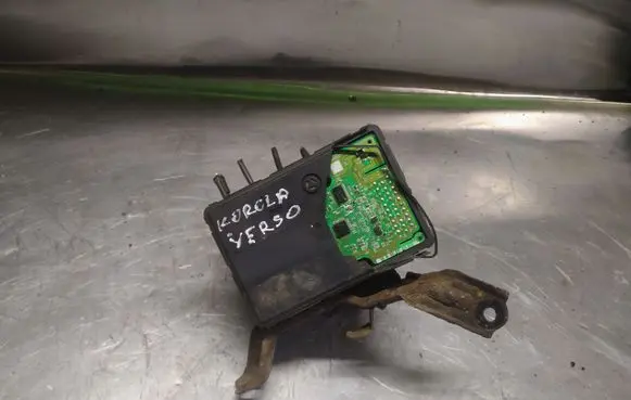 Toyota Corolla Verso E121 ABS Pump 8954113040 FBB2610646