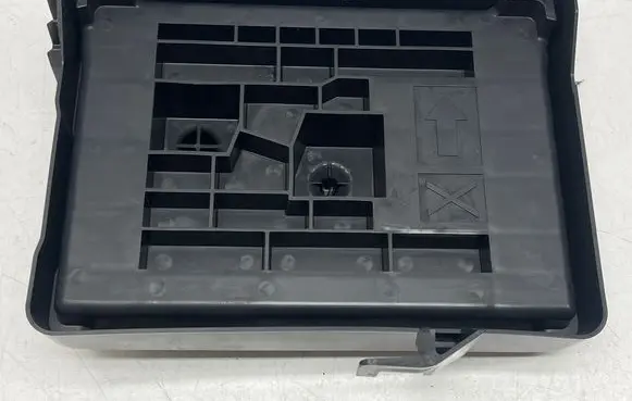 Subaru Forester SL Battery tray 
