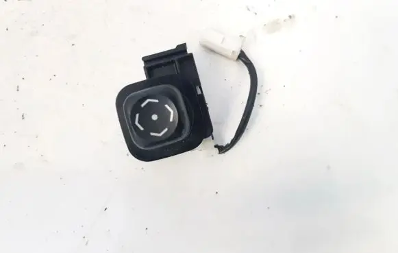 Mitsubishi Space Star Wing mirror switch 1q22
