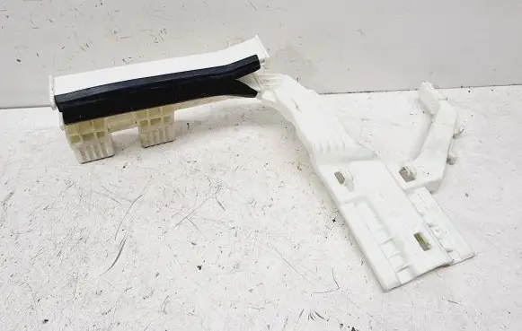 KIA Sportage Front door windshield rail 82494F1000 82554D9000