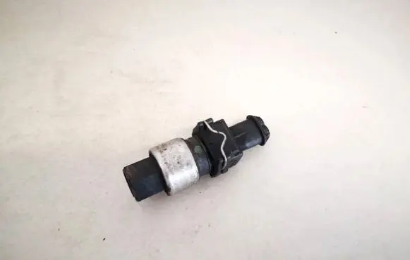 Volvo V50 Air conditioning (A/C) pressure sensor 