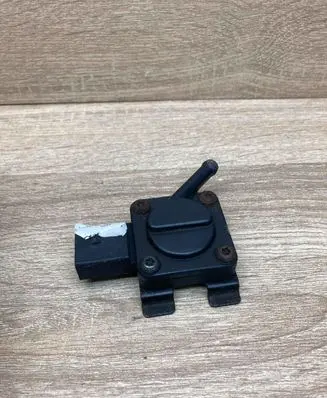 BMW 5 E60 E61 Exhaust gas pressure sensor 7789219 12G19