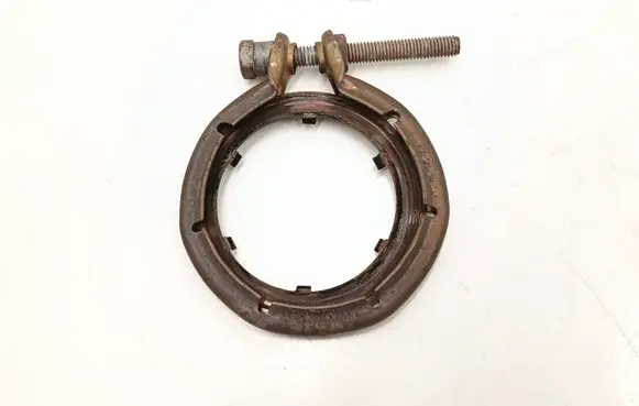 BMW 2 F46 Muffler pipe connector clamp 8512137