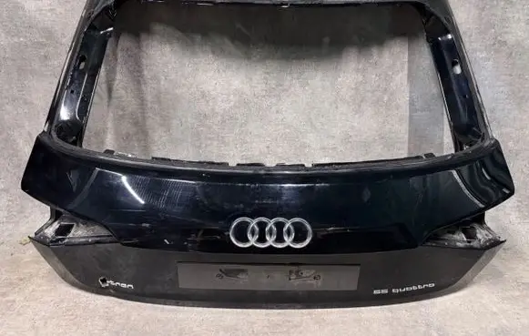 Audi e-tron Tailgate/trunk/boot lid NULL