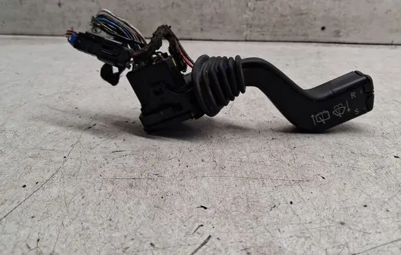 Opel Zafira A Wiper control stalk 090243395