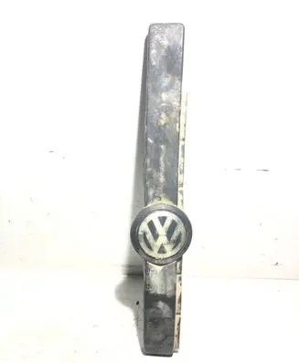 Engine cover (trim)