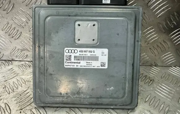 Audi A7 S7 4K8 Air suspension control unit module (rear) 4G0907552G 5WP47161