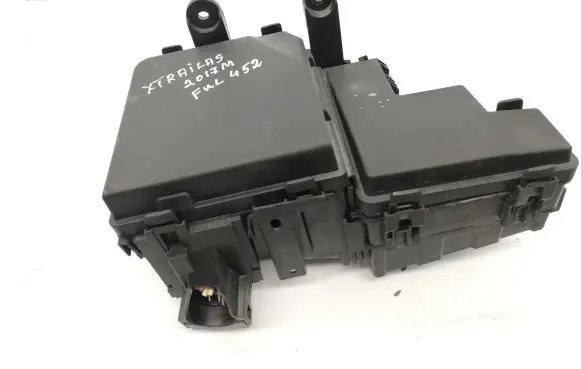 Nissan X-Trail T32 Fuse box set 243824BE1A 3023914