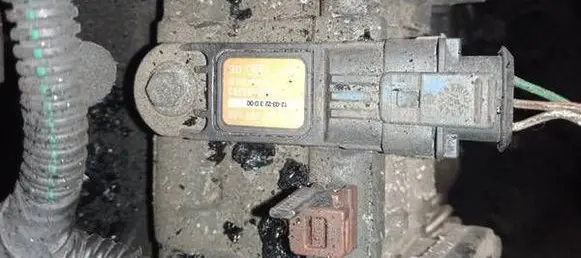 Renault Laguna III Air pressure sensor 0281002958