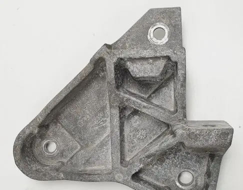 Jaguar XF X250 Engine mounting bracket CX23-5D217-AB