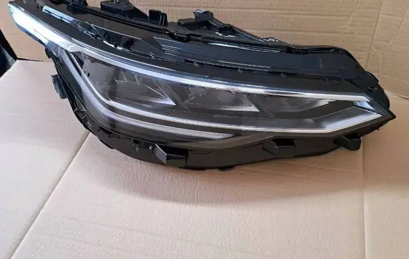 Volkswagen Golf VIII Headlight/headlamp 5H1941006A