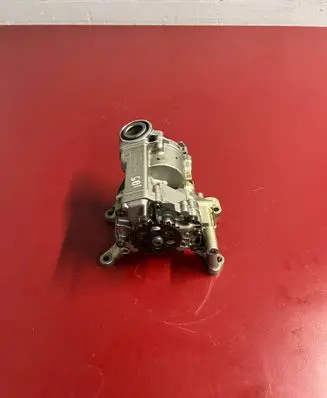BMW X3 G01 Oil pump 8631810 11418631810