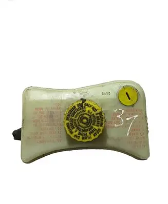Brake fluid reservoir