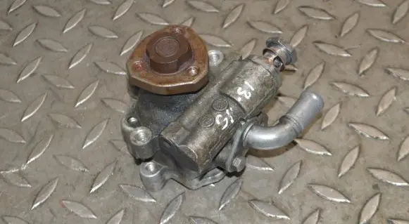 Volkswagen Crafter Power steering pump 2E0422155B