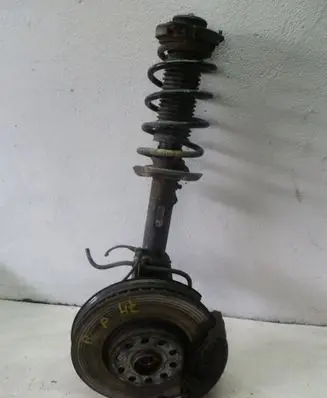 Volkswagen PASSAT B6 Front wheel hub spindle knuckle ZWROTNICAMCPERSON