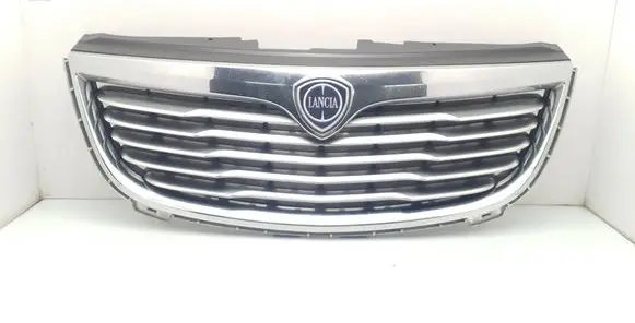 Lancia Voyager Front bumper upper radiator grill 11RTC1150M