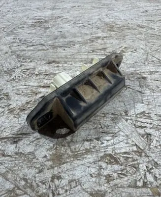 Tailgate opening switch