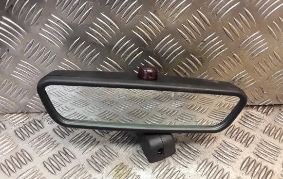 Rear view mirror (interior)